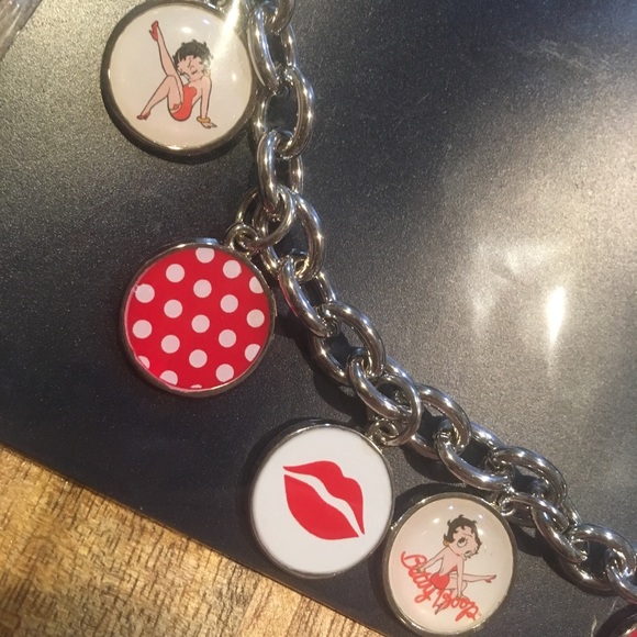 Betty Boop Charm Bracelet - Picture 3 of 5